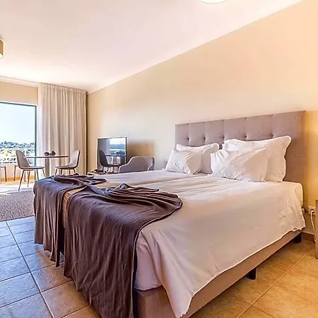 Hotel apartamentowy Pestana Gramacho Residences Ferragudo (Faro)