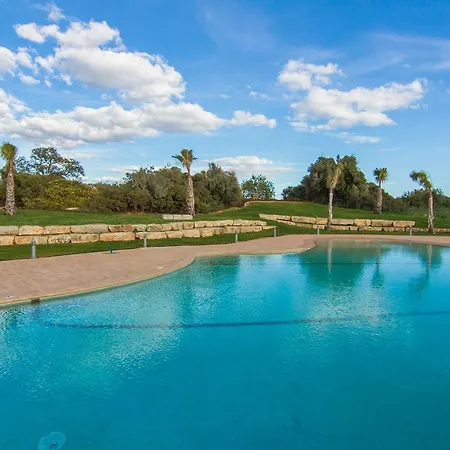 Апарт-отель Pestana Gramacho Residences Феррагуду